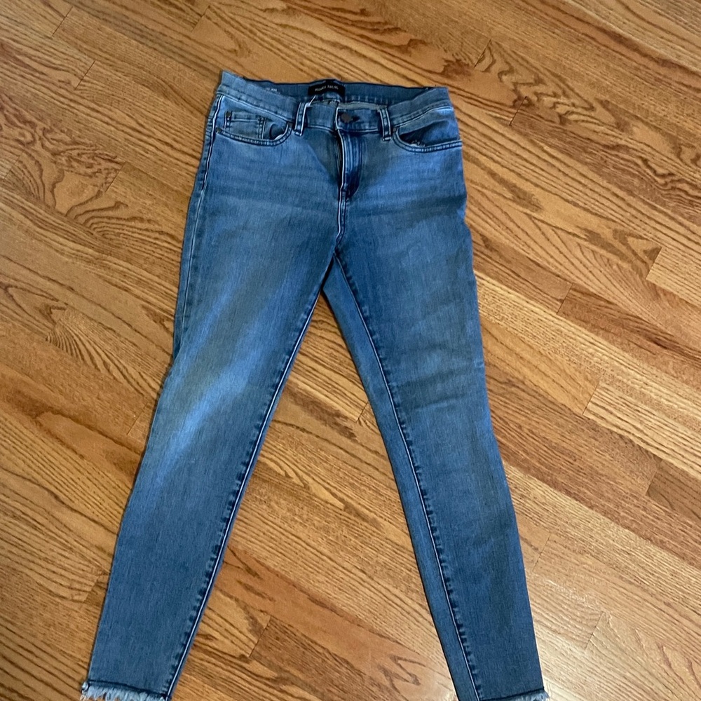 Stylish Ivanka Trump Blue Denim Jeans Size 4